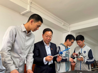 用数学做自己的人生指数——记甘肃省兰州第一中学副校长孙光军