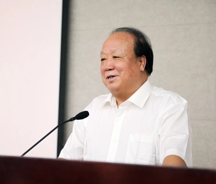 中国工程院院士、油气田勘探开发专家——胡文瑞