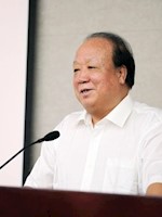中国工程院院士、油气田勘探开发专家——胡文瑞